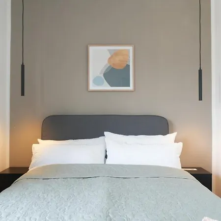 Apartamento Haus Für 8 Gäste Mit Garten Und Parkplatz In Ruhiger Lager *