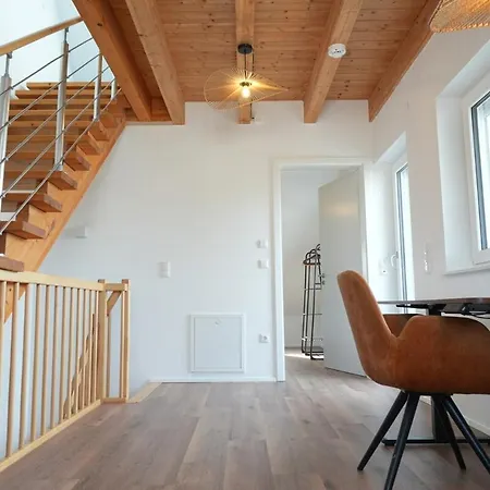 Haus Für 8 Gäste Mit Garten Und Parkplatz In Ruhiger Lager Apartamento *