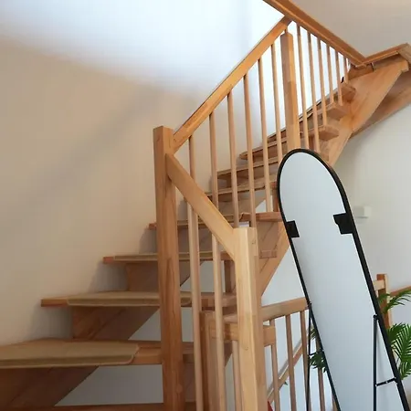 Haus Für 8 Gäste Mit Garten Und Parkplatz In Ruhiger Lager