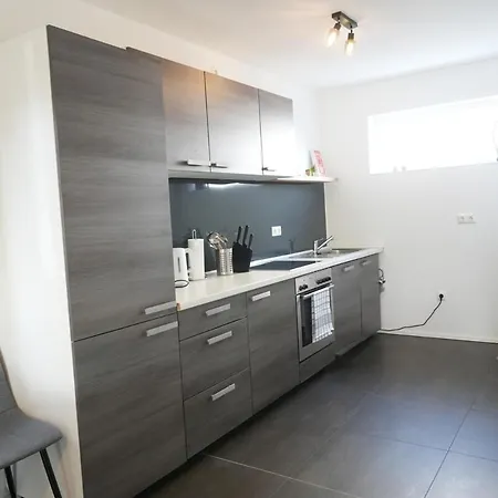 Apartamento Haus Für 8 Gäste Mit Garten Und Parkplatz In Ruhiger Lager Augsburgo